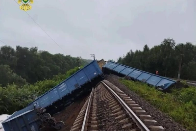 Доширак вместо обеда: жалоба пассажирки задержанного поезда