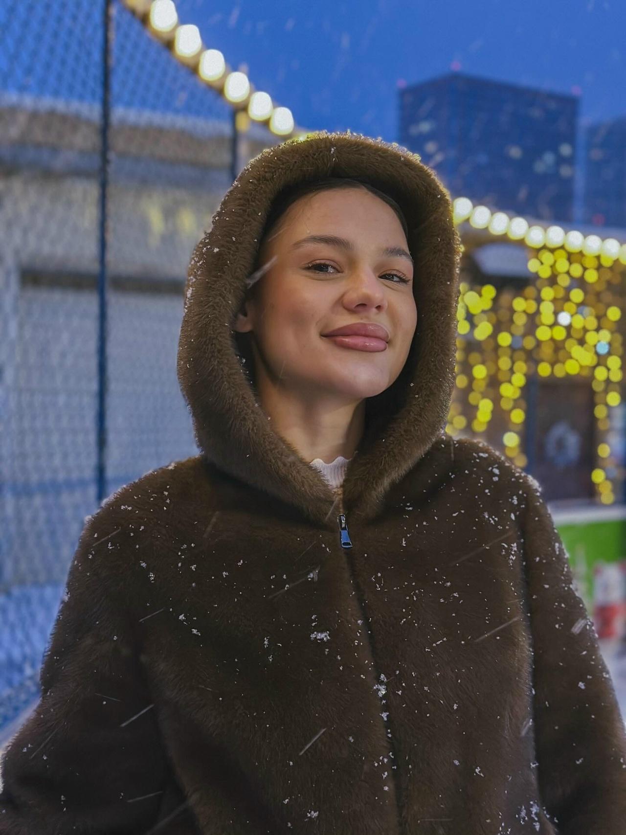 «Беги! Он монстр!»: Гуф целуется с новой девушкой после громкого расставания с невестой — фото