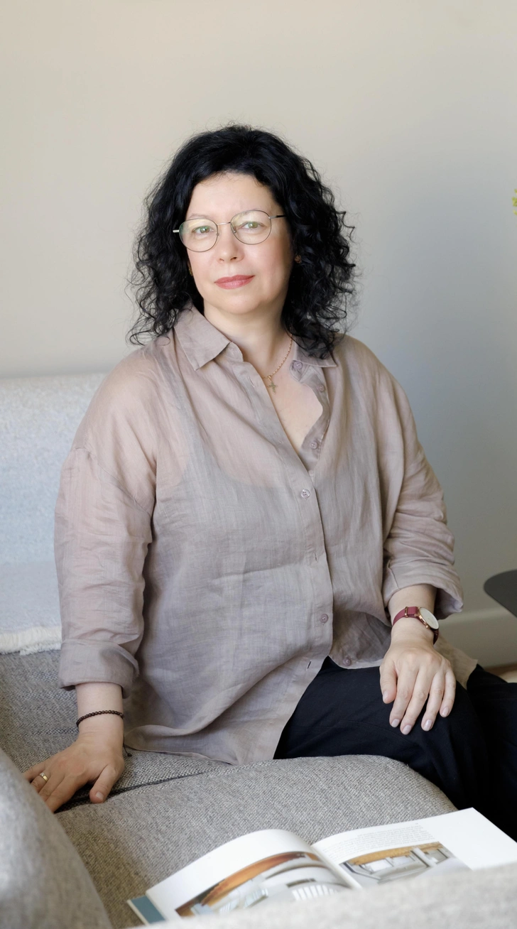 Дизайнер Наталья Шостак. | Источник: Елизавета Гуровская. Стиль: Анна Стрижак