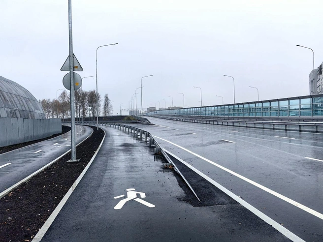 Помимо автомобильной трассы, обустроены пешеходные зоны и велодорожки | Источник: Павел Краотовкин / 72.RU