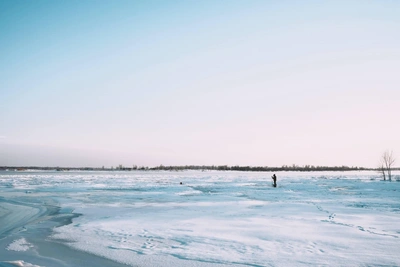 Волгоградский фотограф запечатлела ледяную Волгу