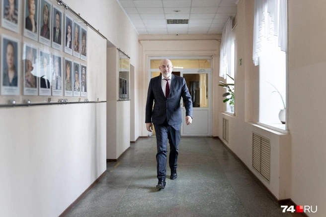 Александр Кузнецов сменил на посту ректора Татьяну Чумаченко | Источник: Наталья Лапцевич