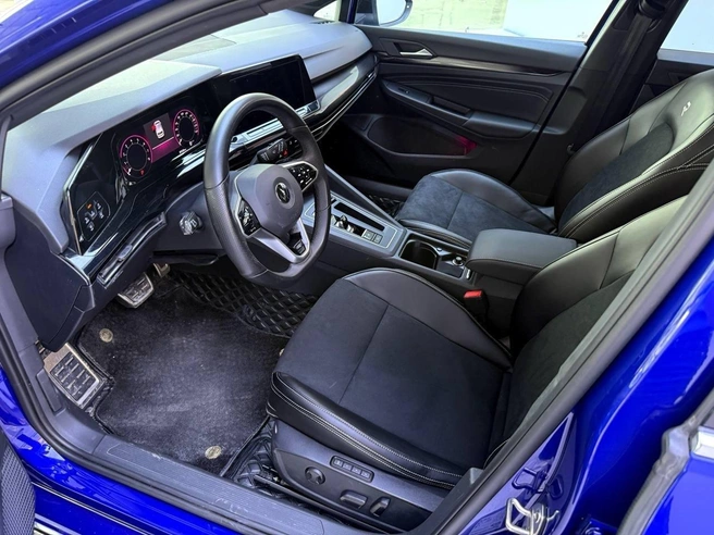 Volkswagen Golf: 2022 год, передний привод и 1,4-литровый турбомотор мощностью 150&nbsp;л.&nbsp;с., пробег 39&nbsp;300&nbsp;км&nbsp;— цена под ключ от 1&nbsp;900&nbsp;000 рублей | Источник: CarexKorea