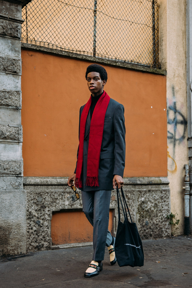 Фото №14 - Стритстайл на Неделе моды в Милане: как одеваются самые модные мужчины в этом сезоне?