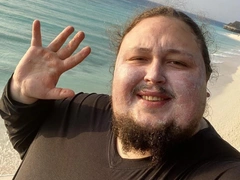 Лука Сафронов рассказал, как справился с депрессией после инцидента в самолете