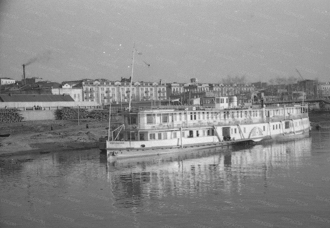 Пароход «Андрей Жданов» отправляется в Саратов. 27 апреля 1958 года | Источник: фотофонд Самарского областного госархива социально-политической истории