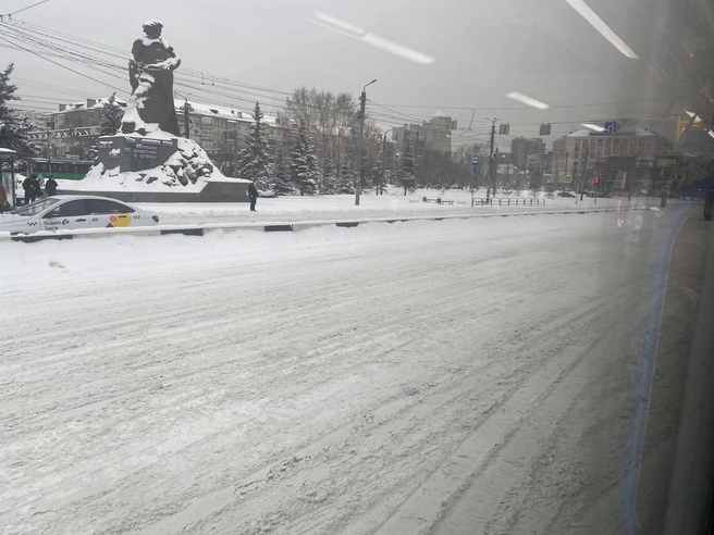 Обстановка вблизи железнодорожного вокзала. | Источник: читатель 74.RU