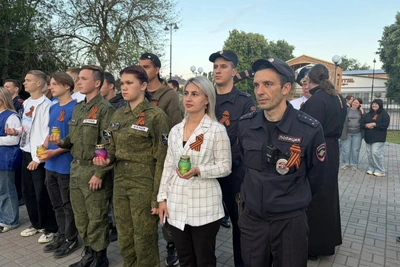 Сотрудники полиции Кирсанова почтили память павших в День памяти и скорби