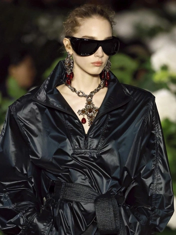 Saint Laurent SS26 | Источник: Legion Media