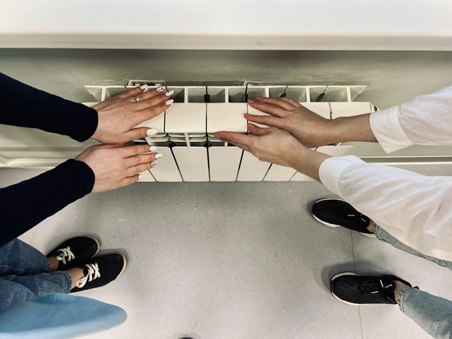 В квартиры жителей воронежского микрорайона, из-за аварии замерзавших почти сутки, стали возвращать отопление | Источник: Максим Бутусов / E1.RU