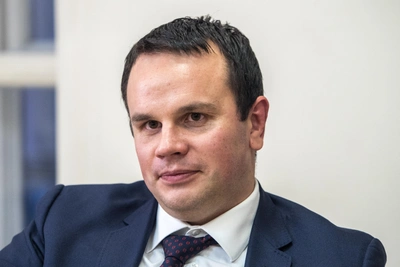 Забиран победил в торгах «Рубль за метр»