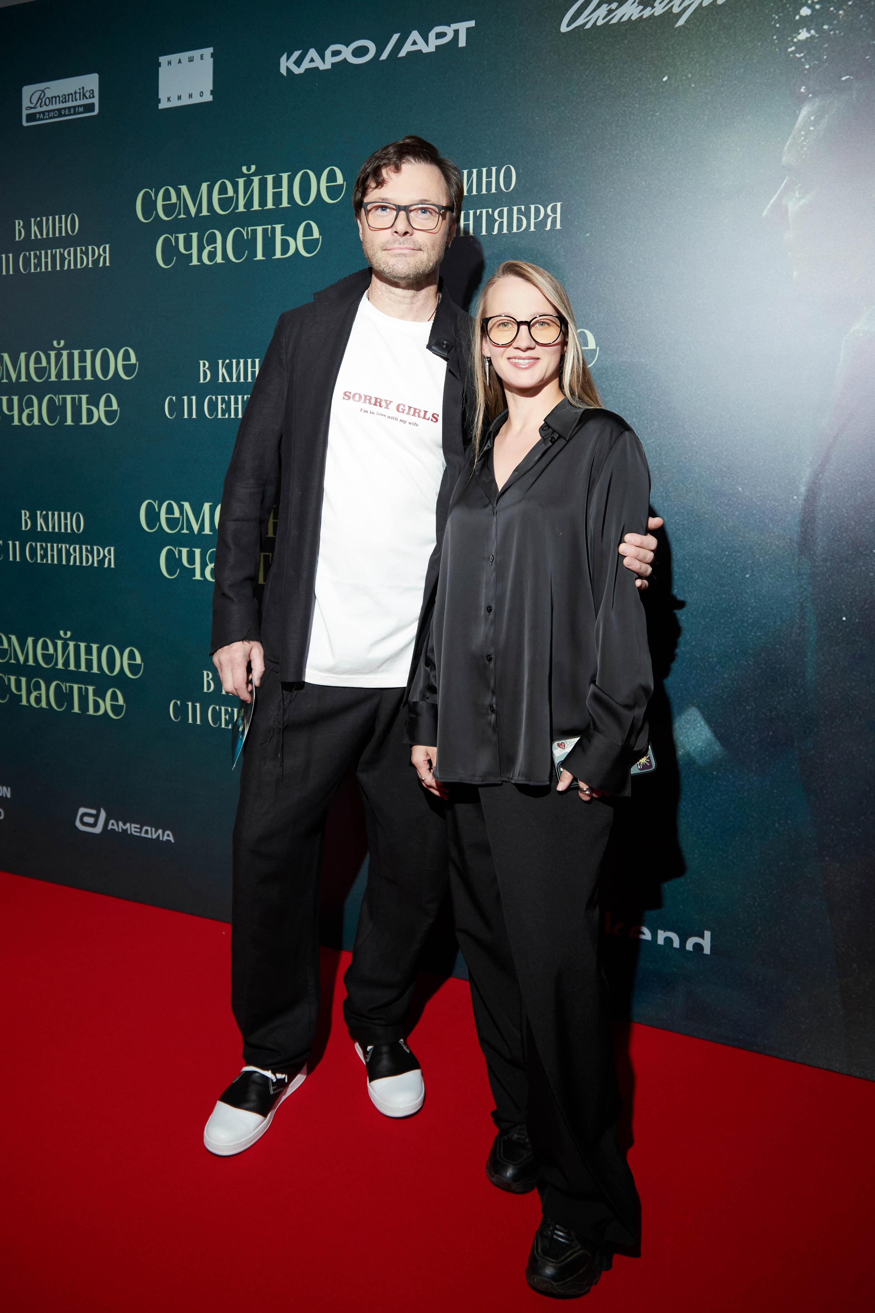 После тайной свадьбы с молодой женой Илья Носков мечтает о детях