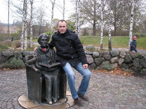 Владислав Черный (Таганрог) и памятник Астрид Линдгрен