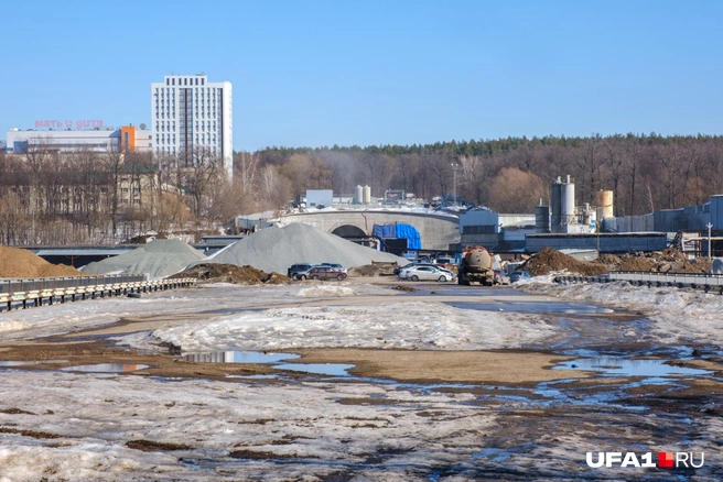 Мост, ведущий к тоннелю