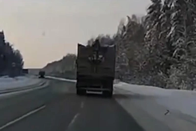 Negligence in garbage removal near Semenov angers governor