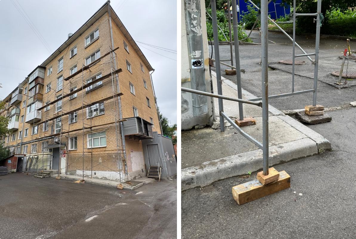 Строительные леса у пермского дома поставили на маленькие дощечки — фото чуда инженерной мысли