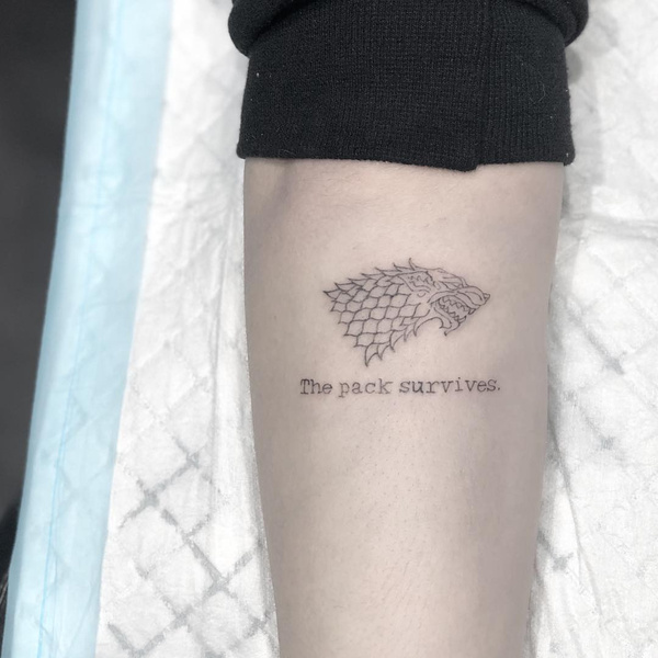 Татуировка Софи Тернер проспойлерила финал «Игры престолов» еще год назад