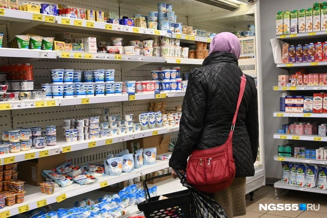 Во многих магазинах предлагают скидки | Источник: Анна Иванина / NGS55.RU