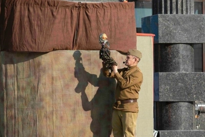 Спектакль «Петрушка на войне» покажут в школах и детсадах Забайкалья