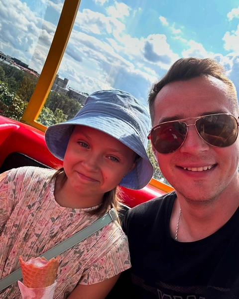 Кто стал мамой дочки — Волхов не говорил