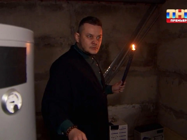 Тимофей Руденко выявил в жилище множество призраков | Источник: «Экстрасенсы. Битва сильнейших — 2» (16+) / ТНТ