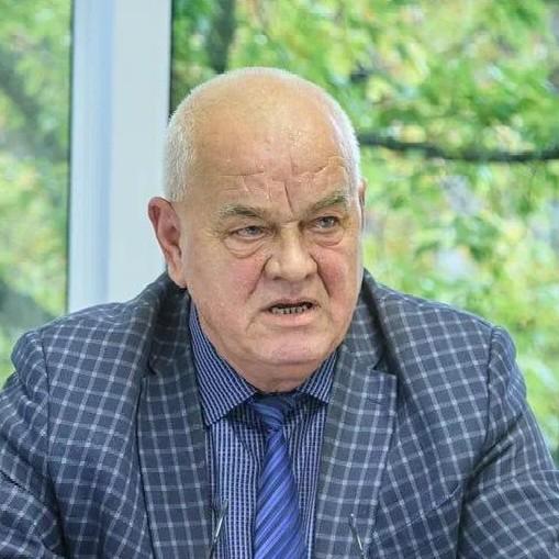<p>Виктор Макаров</p>