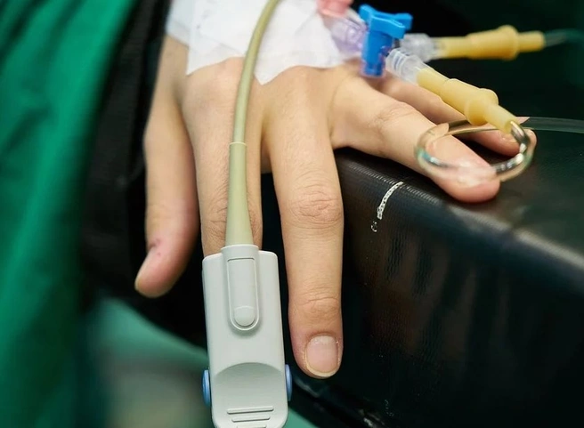 В Москве 40% пациентов с COVID-19, подключенных к аппаратам ИВЛ, оказались моложе 40 лет | ya62.ru