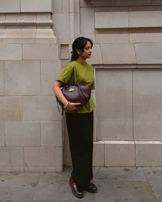 Бордо + оливковый: самый красивый дуэт ноября, который выглядит дорого Бордо + оливковый: самый красивый дуэт ноября, который выглядит дорого