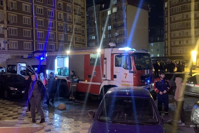 В Махачкале потушен пожар в многоквартирном доме