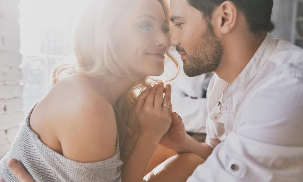 Почему брак трещит по швам: 7 идей из книги «Как найти любовь, которую стоит сохранить»