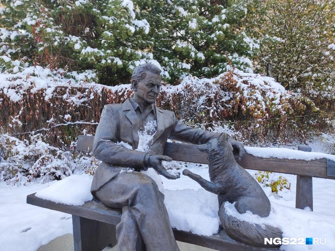 Дмитрий Беляев наиболее известен своим экспериментом по выведению одомашненных лис. | Источник: Константин Санталов
