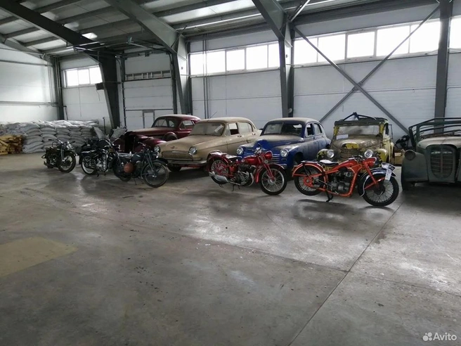 Интересно, а прокатиться на них можно? | Источник: avito.ru