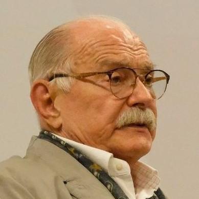 <p>Никита Михалкова</p>