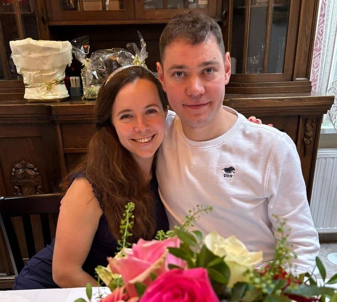 С женой Олей, вдохновившей на переезд, в 2024 году | Источник: предоставлено героем материала