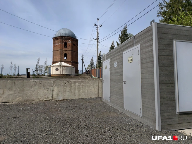А раньше туалетом была сама башня | Источник: Булат Салихов / UFA1.RU