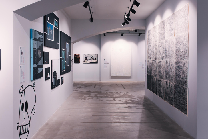 ВДСХ: выставка достижений современных художников в галерее ГУМ-Red-Line