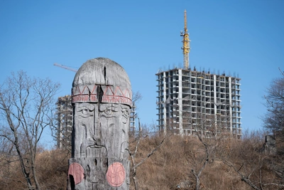 Главред «Золотого моста» пожаловался на активистку Змеинки