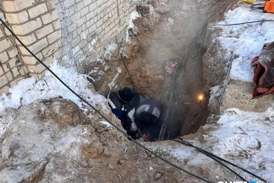 В Атамановке третий день без отопления, МЧС отогревает трубы