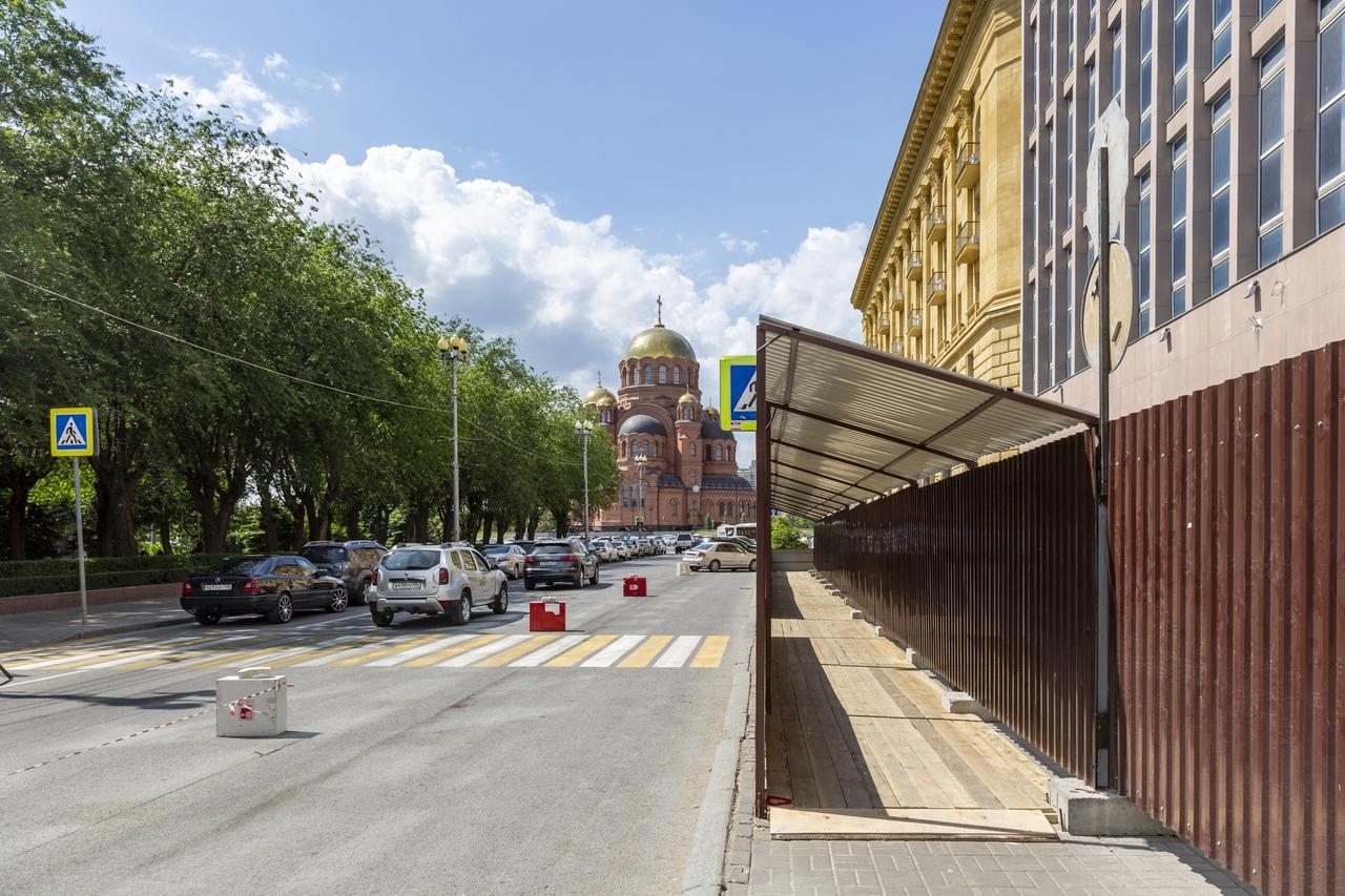 В центре Волгограда почти на месяц перекроют движение на Аллее Героев