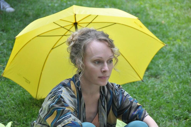 Источник: кадр из сериала «Лучше, чем люди» (18+), реж. Андрей Джунковский, студия Yellow, Black and White, 2018 год