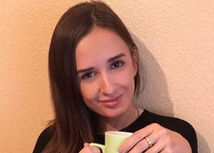Маргарита Агибалова заставляет Бэллу ходить в детский сад