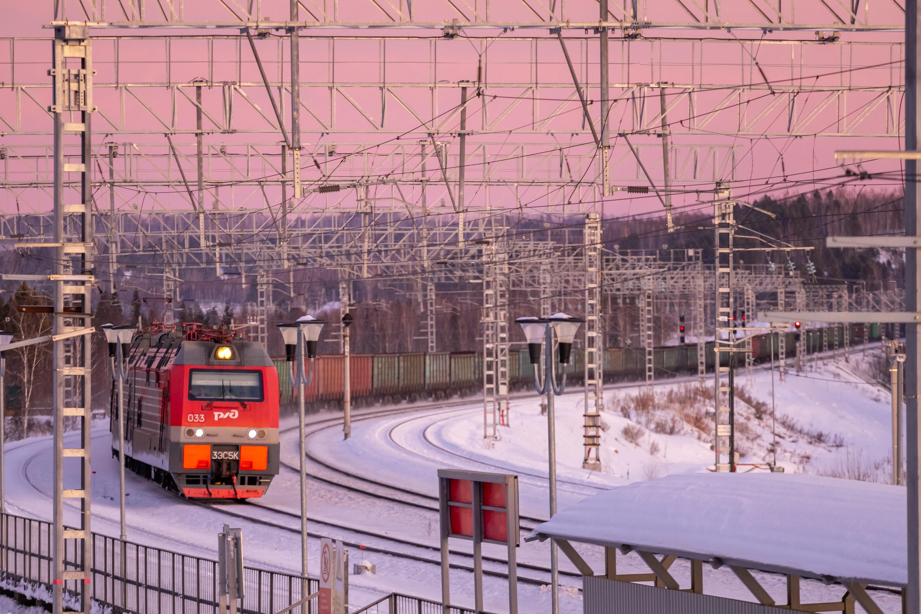 Магистраль узловая. Красноярск Красноярская железная дорога. Станция Абакан Красноярской железной дороги. Станция Пихтовая Красноярской железной дороги. Красноярск транспорт ЖД.