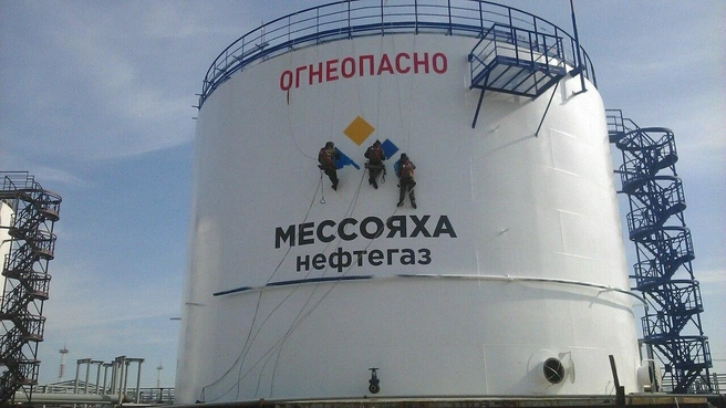 Александр с командой также облагородили топливохранилище на Крайнем Севере  | Источник: Александр Андросов
