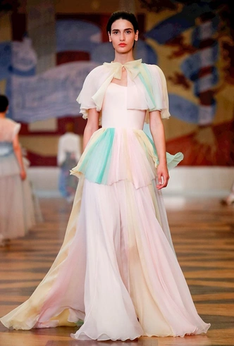 Единороги в СССР: Ulyana Sergeenko Couture FW18