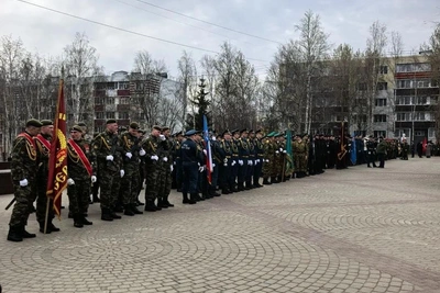 В Сургуте на Мемориале Славы готовятся ко Дню Победы