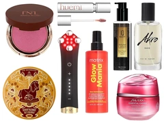 Бьюти-находки и новинки недели: чудо-электромассажер, аромат французского десерта и тающий блеск-глазурь