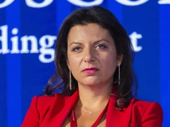 Из-за химиотерапии Симоньян лишилась волос — теперь она носит парик
