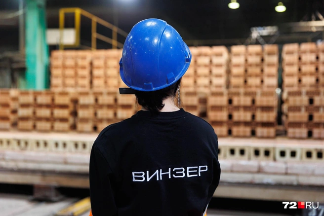 ВЗКСМ приостановит работу с начала зимы. Собеседники связывают это с сезонным фактором, при этом в компании не исключают привлечение крупного инвестора. О причинах читайте в тексте | Источник: Ирина Шарова / 72.RU