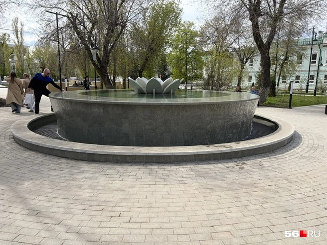 За порядком придется следить и в недавно отреставрированном сквере имени Ленина  | Источник: Николай Сальников / 56.RU