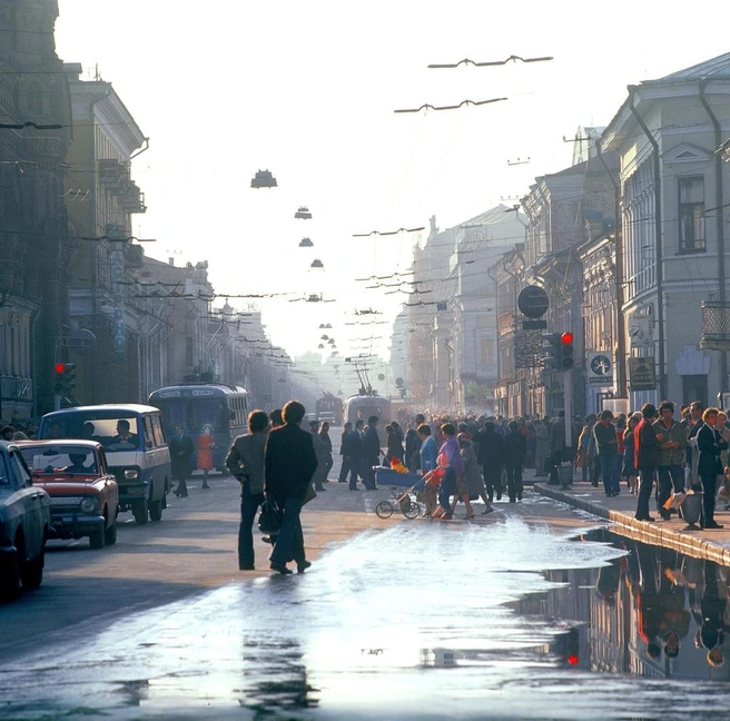 1979 г., ул. Баумана | Источник: Старая Казань / Vk.com